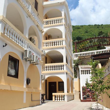 Apartmani Lime Petrovac 外观 照片
