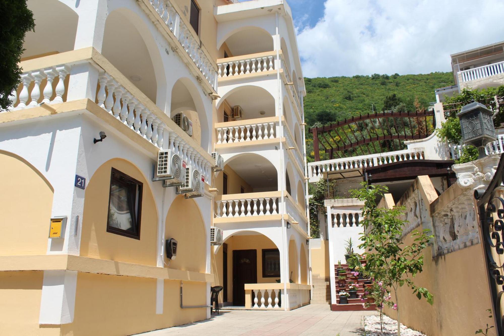 Apartmani Lime Petrovac 外观 照片